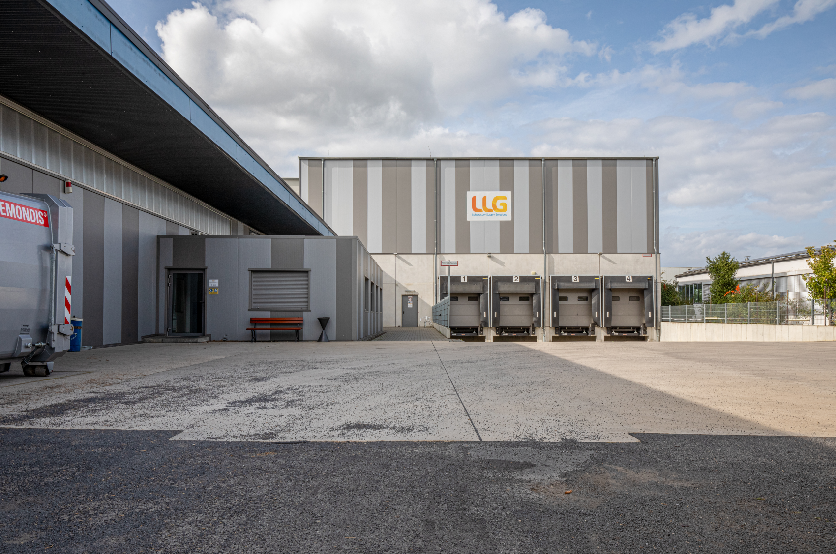 A part of the center of Lab Logistics Group , the Drive in for transporters in Meckenheim Germany